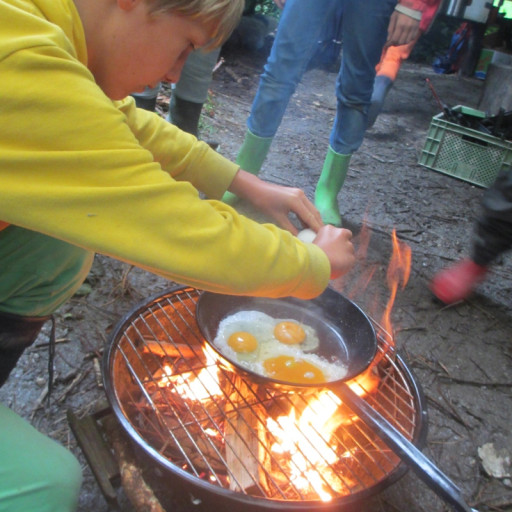 Vorschau Bild des Kurses Feuerstein und Bussardfeder (8-16 Jahre) Pfingsten