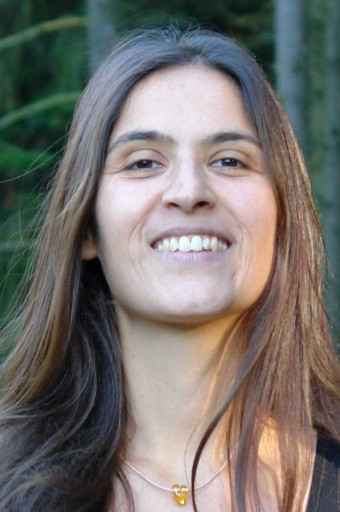 Picture of school team member Nina Nafti