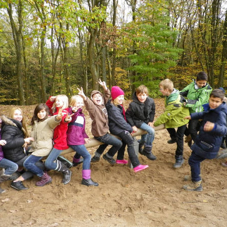 Vorschau Bild des Kurses Natur-Erlebnis-Ferienzeit für 8 – 12jährige  Kinder im Eifelörtchen Aremberg