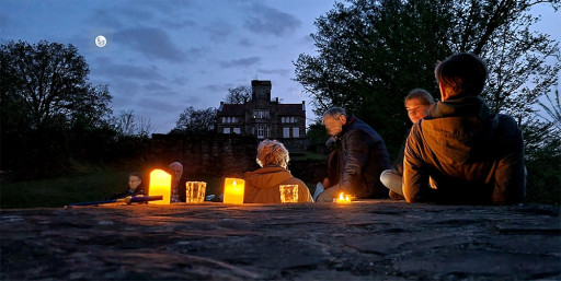 Preview image of class WaldFührung bei Vollmond mit Krimi-Lesung und Lagerfeuer